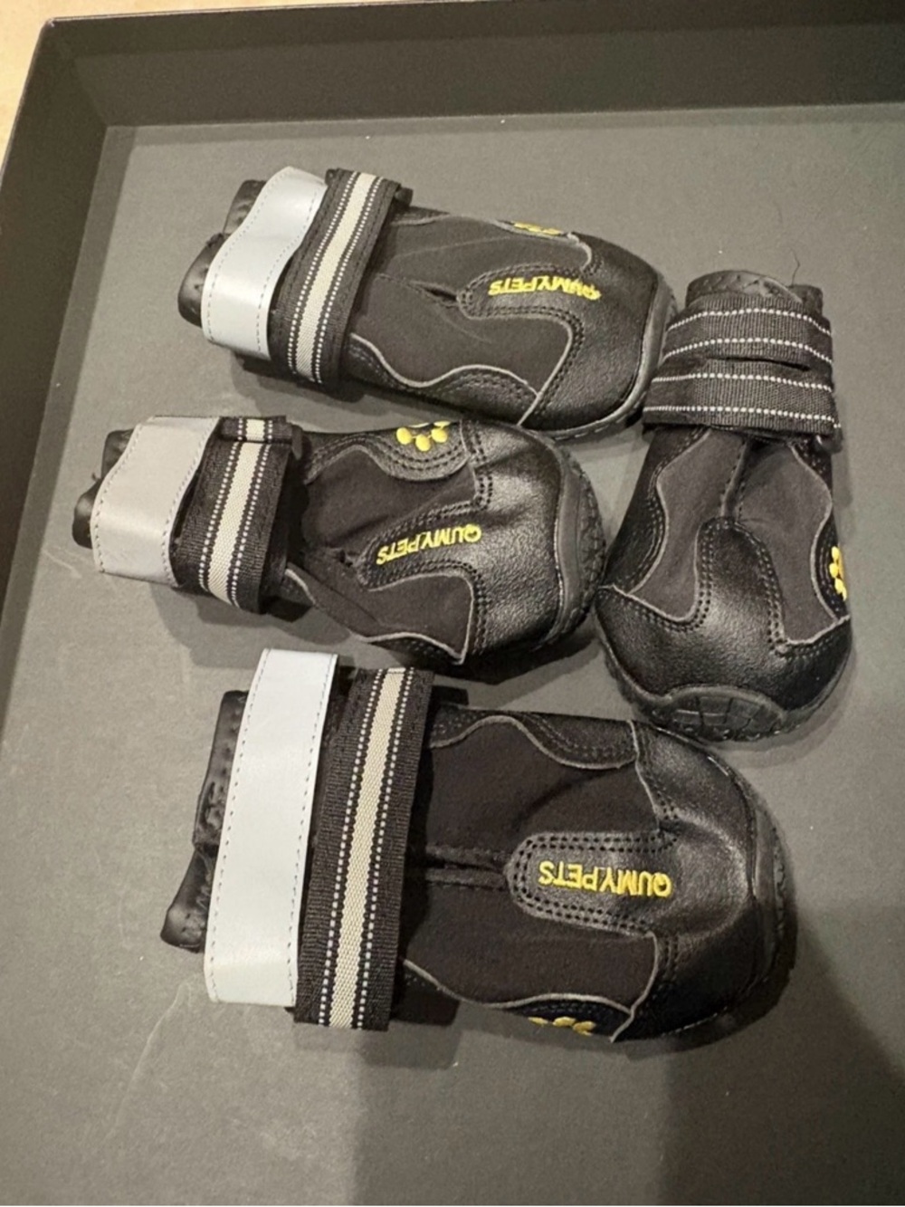 Unbranded Black Reflective Dog Boots - Pack of 4. Size 6. New without tags